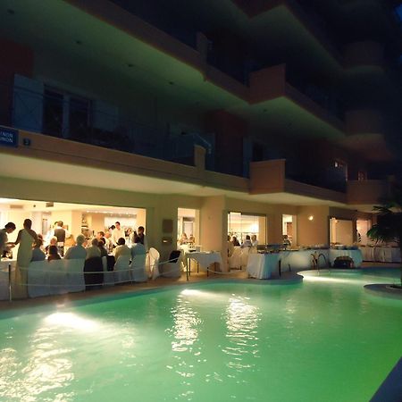 Philoxenia Hotel Calcide Esterno foto