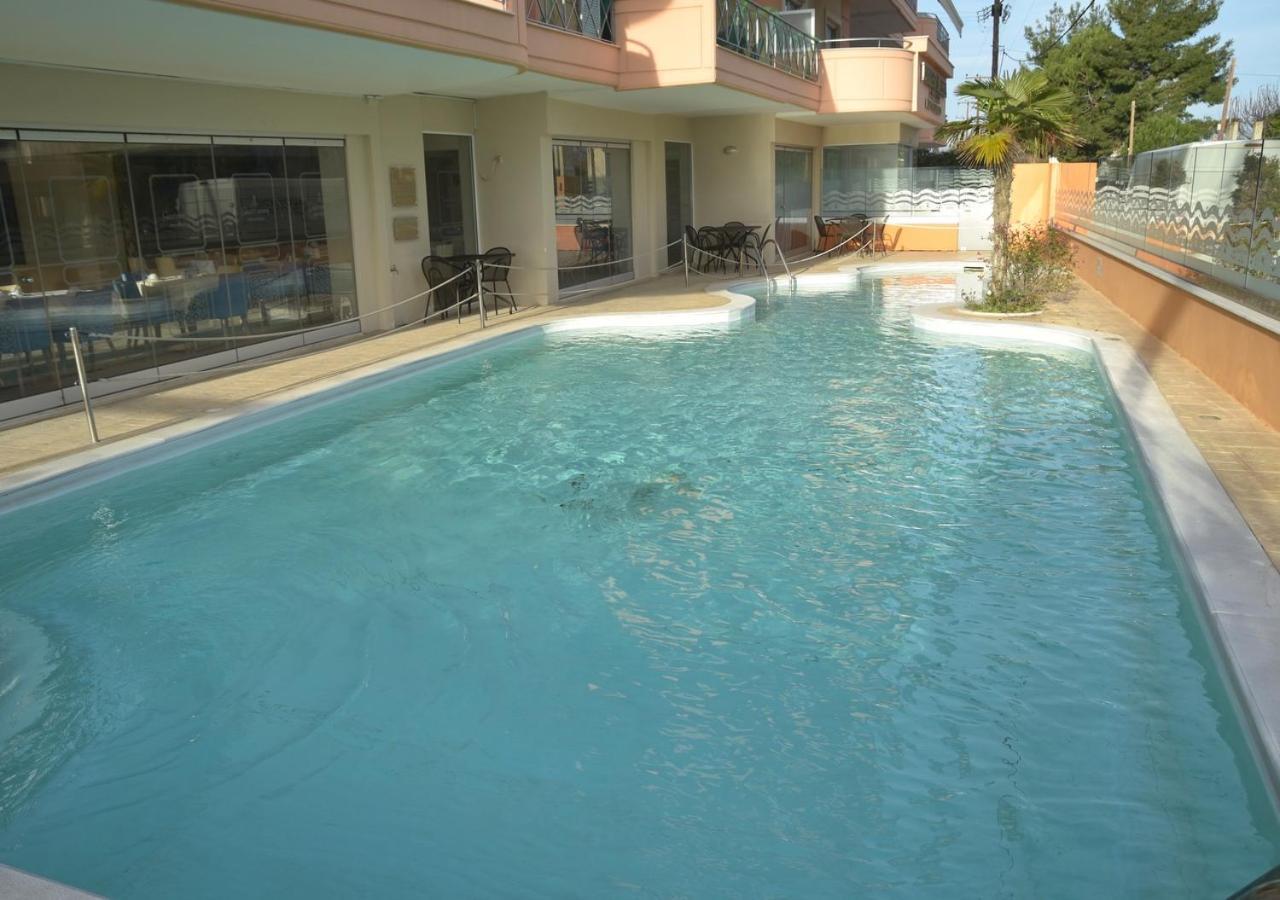 Philoxenia Hotel Calcide Esterno foto