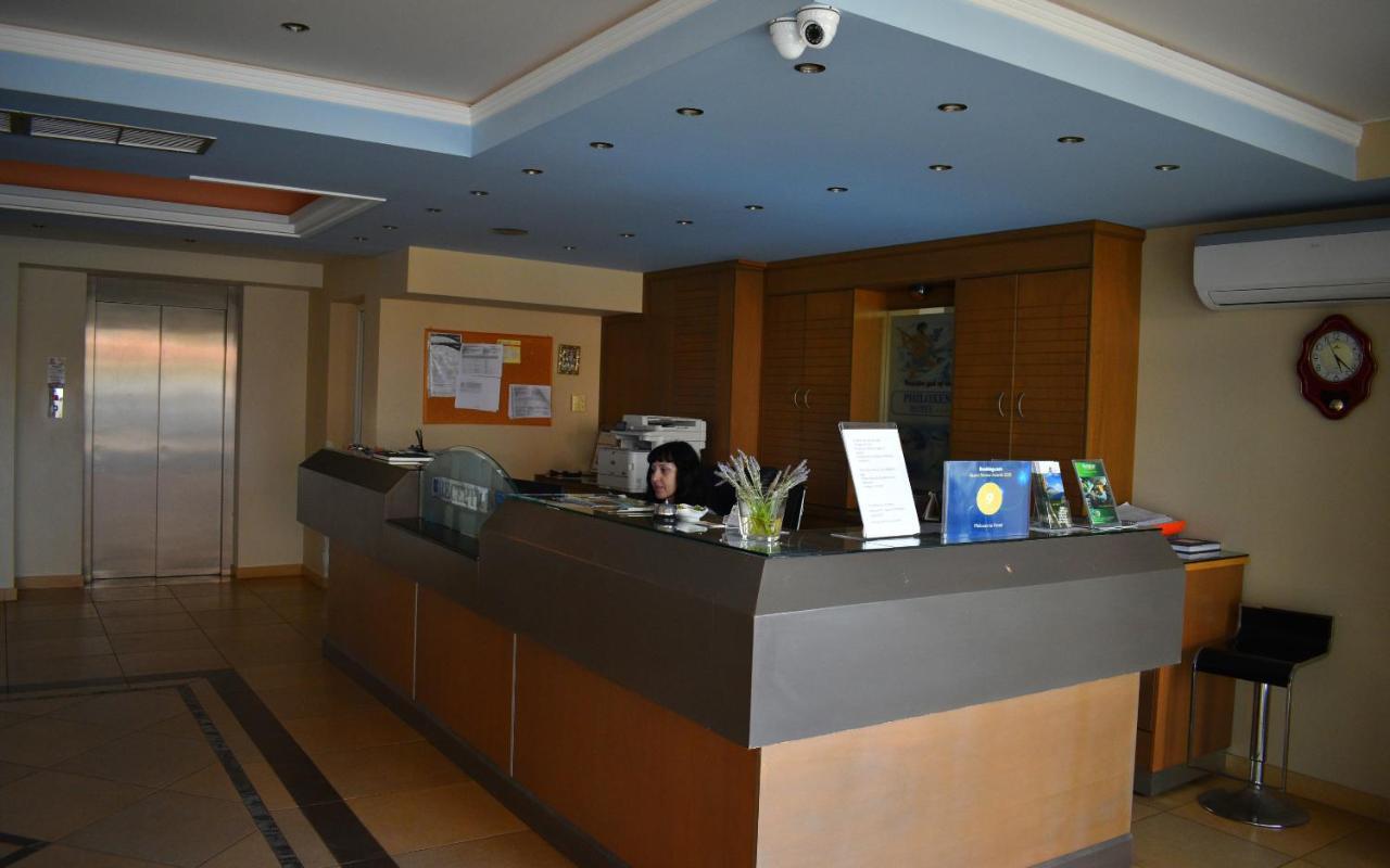 Philoxenia Hotel Calcide Esterno foto